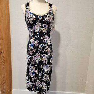 Mimi Chica Sundress. Size Med. Cut out back. So Cute and Comfy. Excellent Cond!